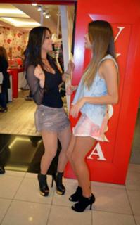 Angela Munhoz feet photo 7