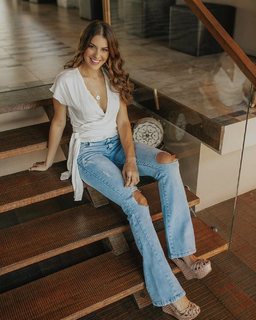 Angela Munhoz feet photo 11