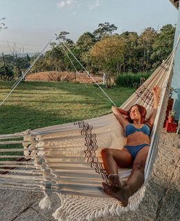 Angela Munhoz feet photo 9