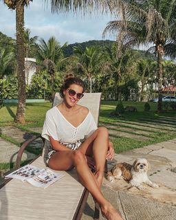 Angela Munhoz feet photo 20