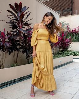 Angela Munhoz feet photo 2