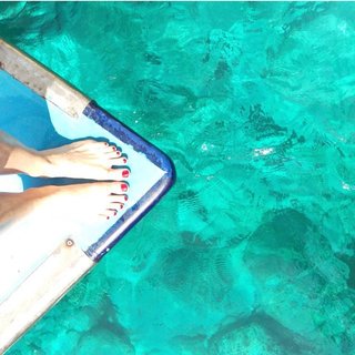 Angela Scanlon feet photo thumbnail