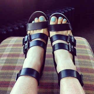 Angela Scanlon feet photo thumbnail