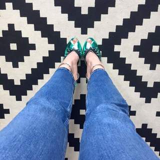 Angela Scanlon feet photo thumbnail