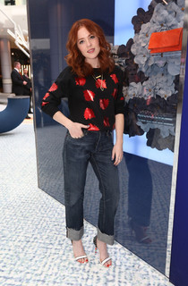 Angela Scanlon feet photo thumbnail