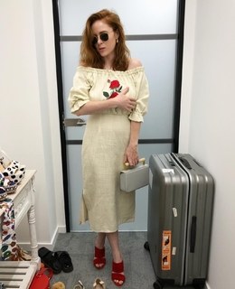 Angela Scanlon feet photo thumbnail