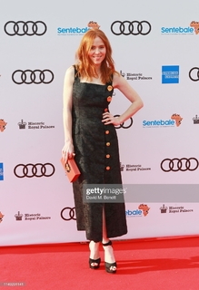 Angela Scanlon feet photo thumbnail