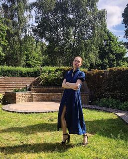 Angela Scanlon feet photo thumbnail