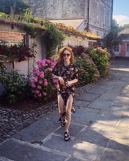 Angela Scanlon feet photo thumbnail