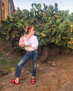 Angela Scanlon feet photo thumbnail