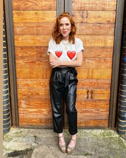 Angela Scanlon feet photo thumbnail