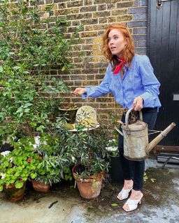 Angela Scanlon feet photo thumbnail
