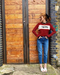 Angela Scanlon feet photo thumbnail