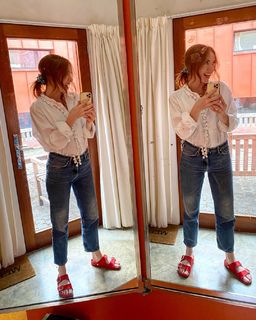 Angela Scanlon feet photo thumbnail