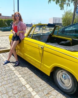 Angela Scanlon feet photo thumbnail