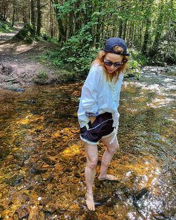 Angela Scanlon feet photo thumbnail