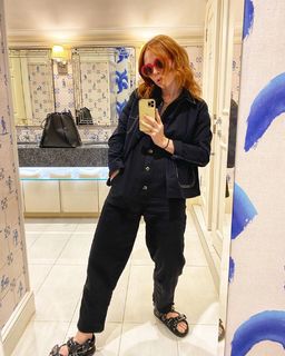 Angela Scanlon feet photo thumbnail