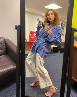 Angela Scanlon feet photo thumbnail