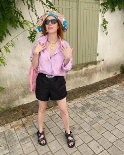 Angela Scanlon feet photo thumbnail