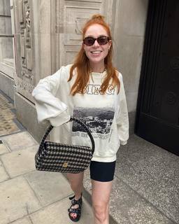 Angela Scanlon feet photo thumbnail