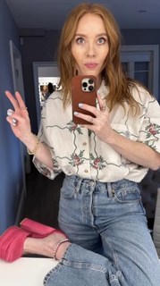 Angela Scanlon feet photo thumbnail