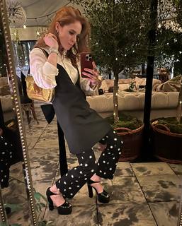 Angela Scanlon feet photo thumbnail