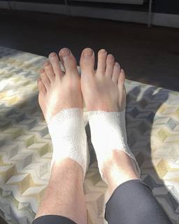 Angela Scanlon feet photo thumbnail