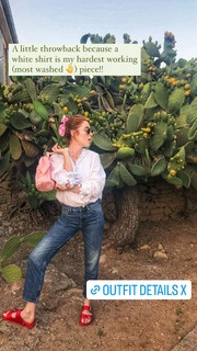 Angela Scanlon feet photo thumbnail