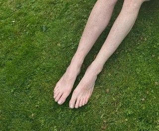 Angela Scanlon feet photo thumbnail