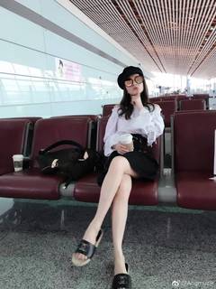 Angela Shao-Han Chang feet photo 11