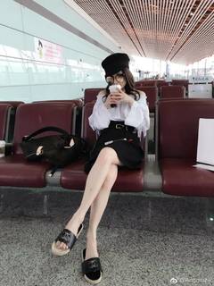 Angela Shao-Han Chang feet photo 10