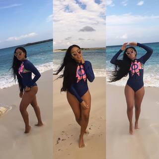 Angela Simmons feet photo thumbnail
