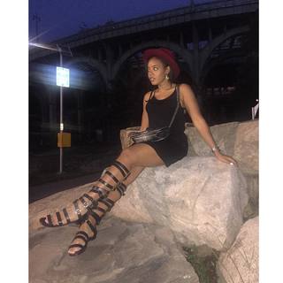 Angela Simmons feet photo thumbnail