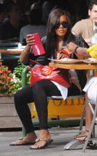 Angela Simmons feet photo thumbnail
