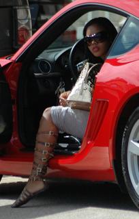 Angela Simmons feet photo thumbnail