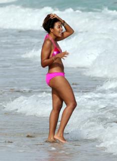 Angela Simmons feet photo thumbnail