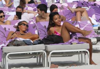 Angela Simmons feet photo thumbnail