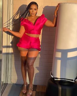 Angela Simmons feet photo thumbnail