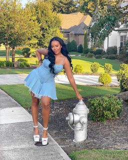 Angela Simmons feet photo thumbnail
