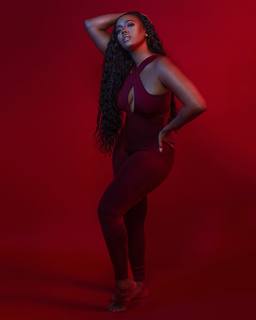 Angela Simmons feet photo thumbnail