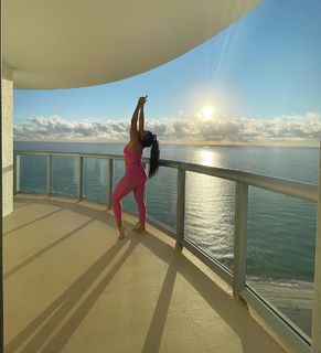 Angela Simmons feet photo thumbnail