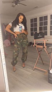 Angela Simmons feet photo thumbnail