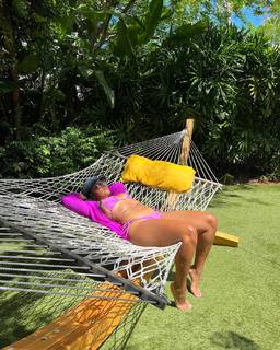 Angela Simmons feet photo thumbnail