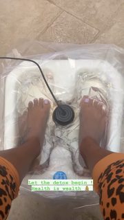 Angela Simmons feet photo thumbnail