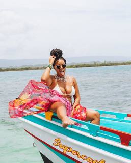 Angela Simmons feet photo thumbnail