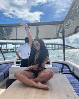 Angela Simmons feet photo thumbnail
