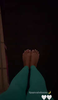 Angela Simmons feet photo thumbnail