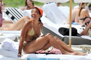 Angela Simmons feet photo thumbnail