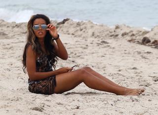 Angela Simmons feet photo thumbnail