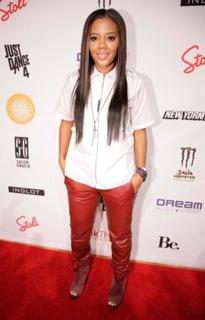 Angela Simmons feet photo thumbnail